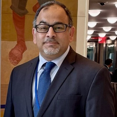 Dr. Vinay Nangia Dr. Vinay Nangia