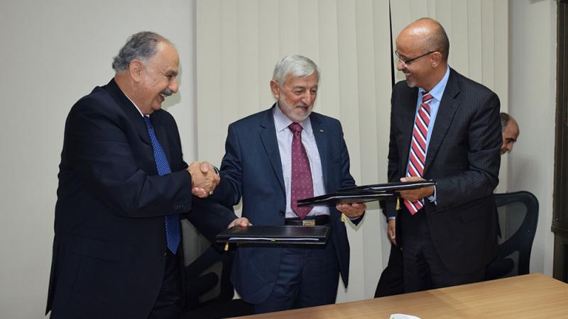 Mahmoud Solh, Director General of ICARDA, with Dr. Soufian Sultan, Palestine’s Minister of Agriculture, and Roberto Valent, the Head of UNDP Office in Palestine.